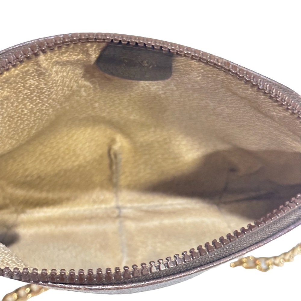 Gucci Beige GG Supreme Crossbody Bag with Green-Red Strap - Picture 9 of 11